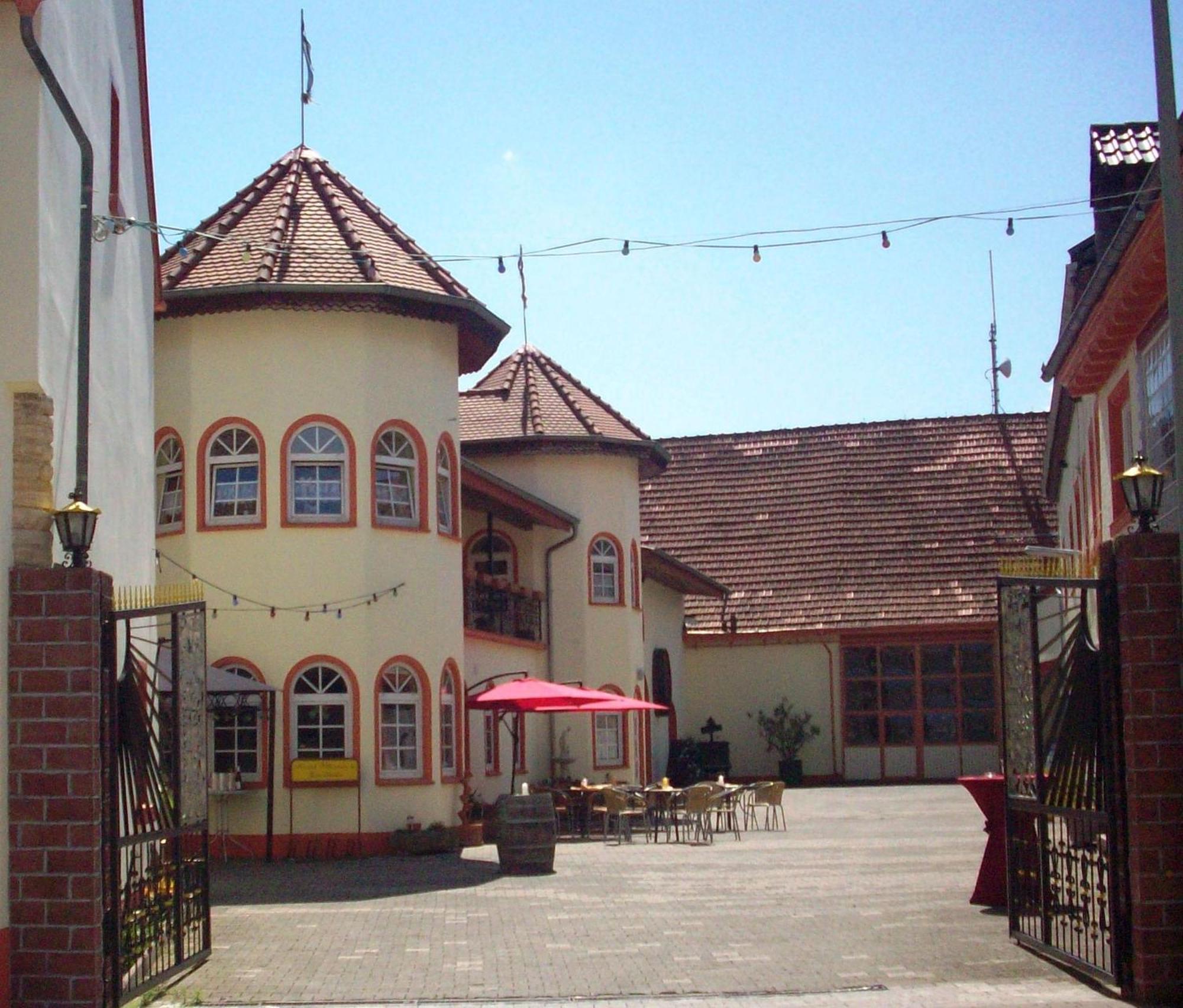 Weinschloesschen Im Weingut Roos Hotel Ilbesheim Buitenkant foto